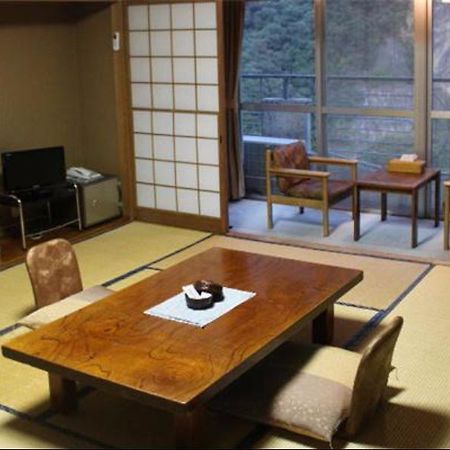 Oigami Onsen Kanzanso Numata  Экстерьер фото