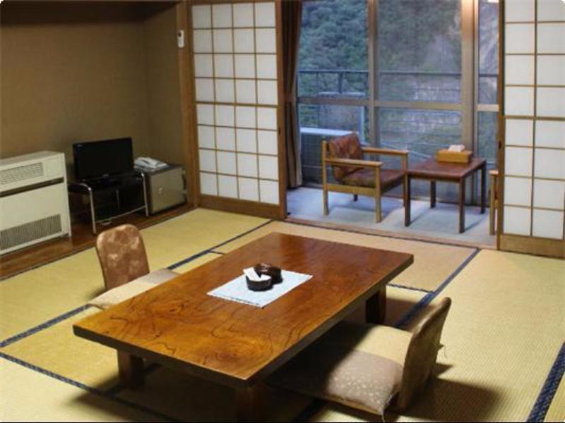 Oigami Onsen Kanzanso Numata  Экстерьер фото